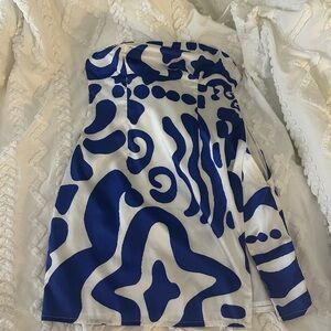 Stylish Blue and White Patterned Dress